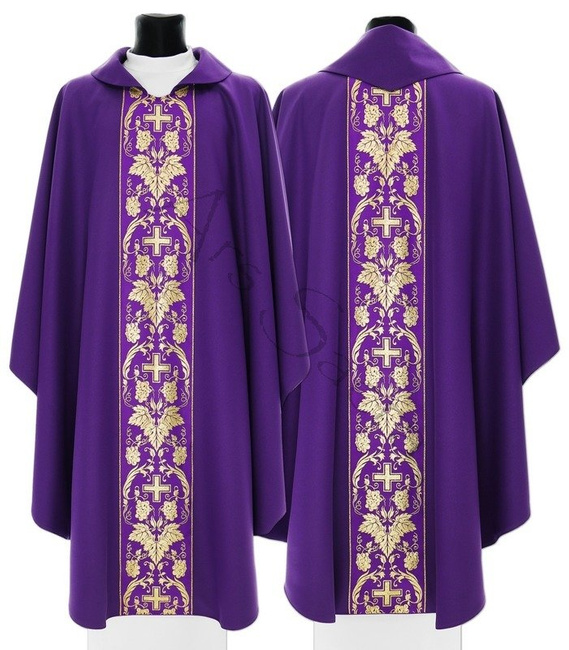 Gothic Chasuble 001-F